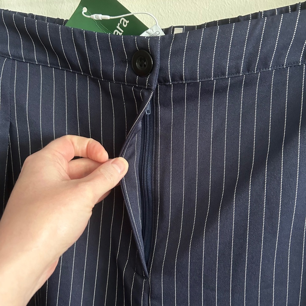 NWT Halara Wide Leg Pinstripe Trousers Navy Blue XL Regular High Waisted Pockets - Picture 3 of 7